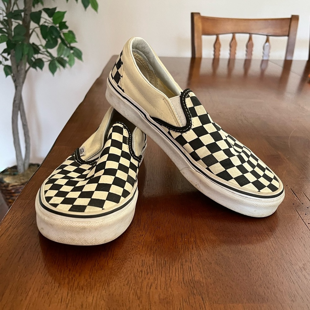 COPY - Checkered slip on vans